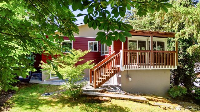 8701 72nd Avenue Ct SW, Lakewood, WA 98499