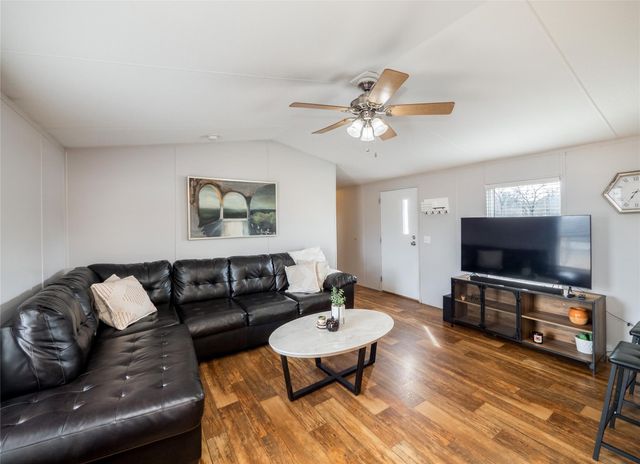 456 Saturn, Kingsland, TX 78639