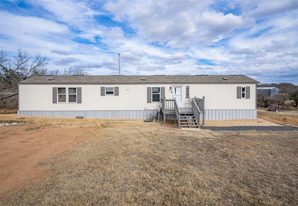 456 Saturn, Kingsland, TX 78639