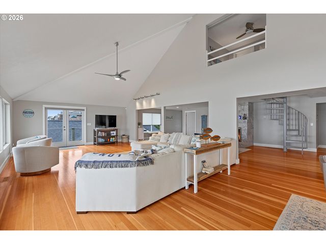 5095 W BELLE Cir, Depoe Bay, OR 97341