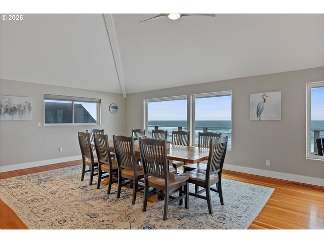 5095 W BELLE Cir, Depoe Bay, OR 97341