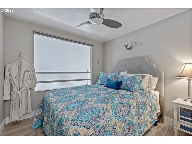 5095 W BELLE Cir, Depoe Bay, OR 97341