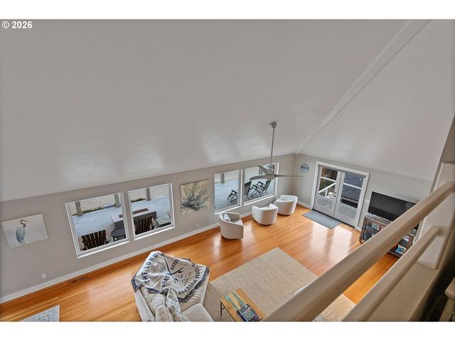 5095 W BELLE Cir, Depoe Bay, OR 97341