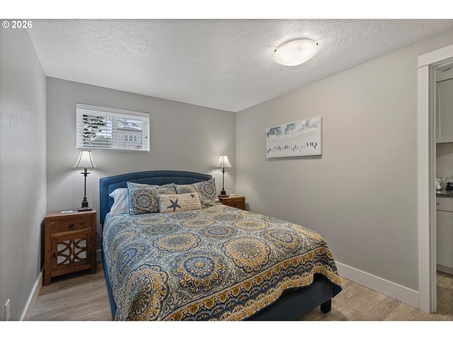 5095 W BELLE Cir, Depoe Bay, OR 97341