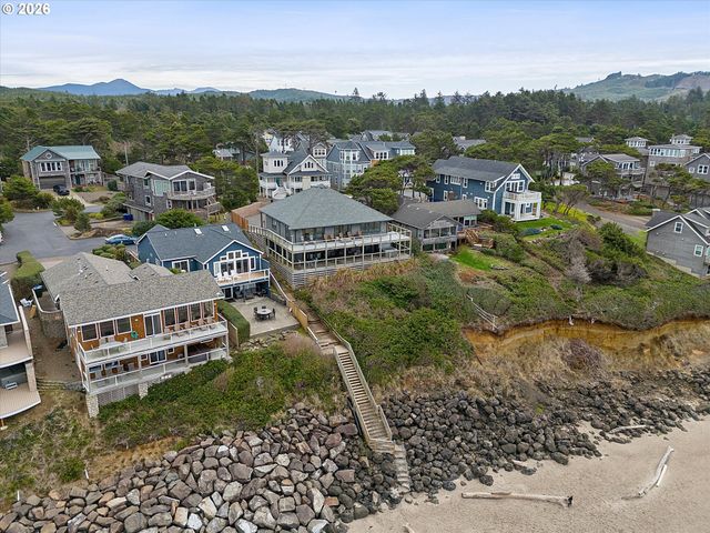 5095 W BELLE Cir, Depoe Bay, OR 97341