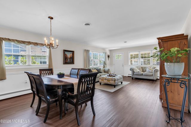 108 Torrey Pines Drive, Toms River, NJ 08757