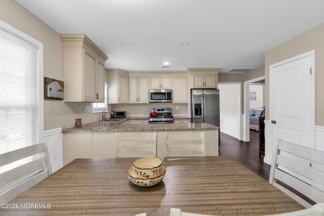 108 Torrey Pines Drive, Toms River, NJ 08757