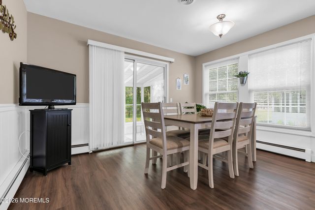 108 Torrey Pines Drive, Toms River, NJ 08757