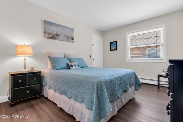 108 Torrey Pines Drive, Toms River, NJ 08757