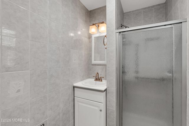 108 Torrey Pines Drive, Toms River, NJ 08757