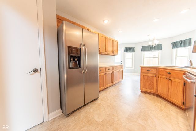 3409 Victoria Avenue, Columbus, IN 47203