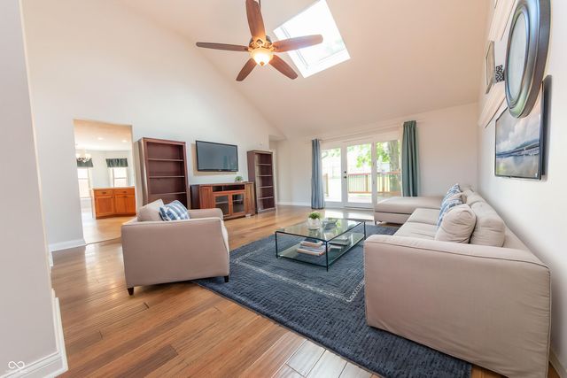 3409 Victoria Avenue, Columbus, IN 47203
