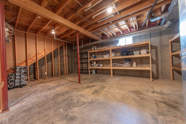 3409 Victoria Avenue, Columbus, IN 47203