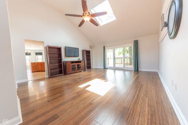 3409 Victoria Avenue, Columbus, IN 47203