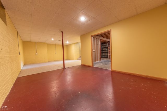 3409 Victoria Avenue, Columbus, IN 47203