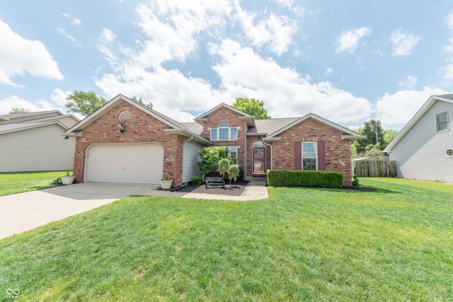 3409 Victoria Avenue, Columbus, IN 47203