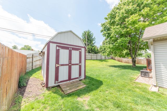 3409 Victoria Avenue, Columbus, IN 47203