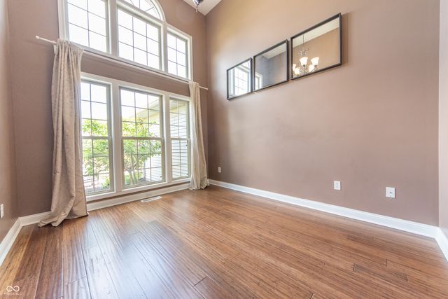3409 Victoria Avenue, Columbus, IN 47203