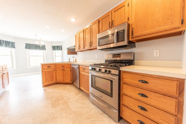 3409 Victoria Avenue, Columbus, IN 47203