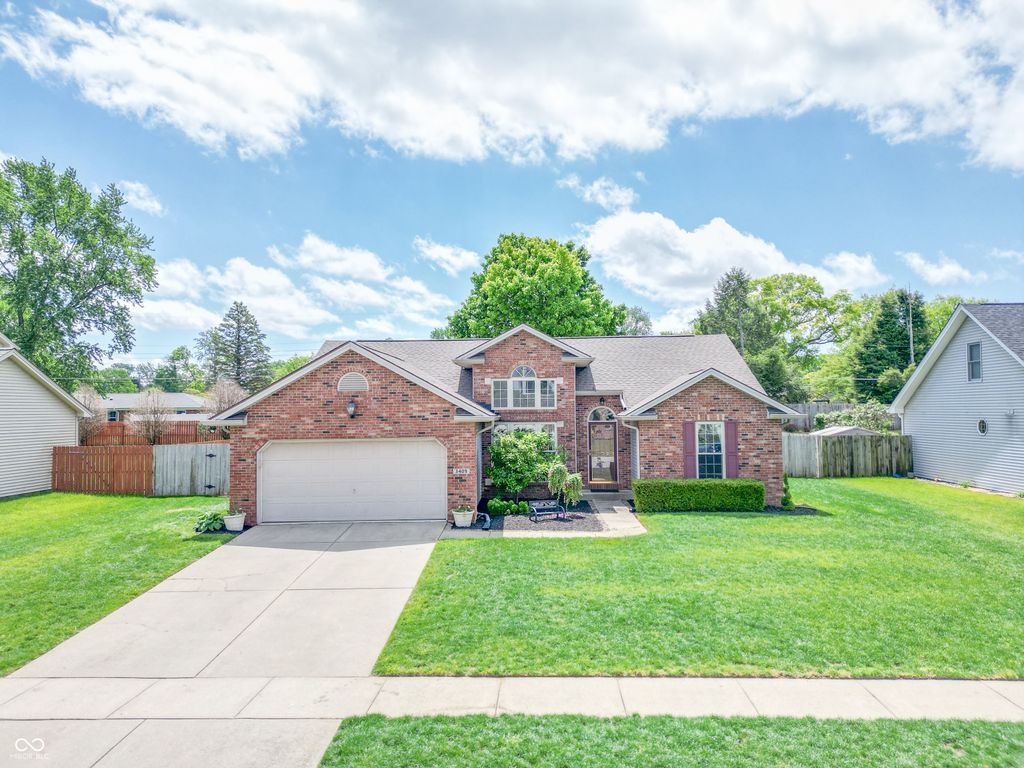 3409 Victoria Avenue, Columbus, IN 47203