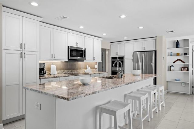 2670 WESTCHESTER DRIVE N, Clearwater, FL 33761