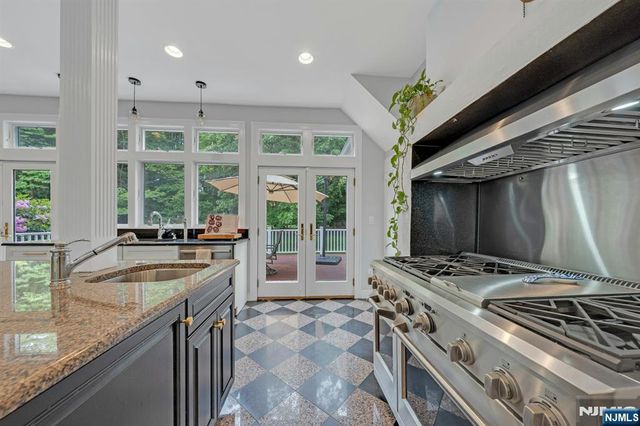 42 Llewellyn Road, Montclair, NJ 07042