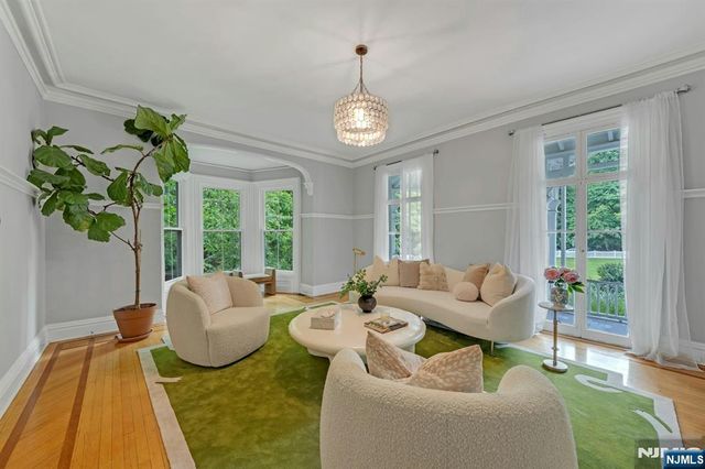 42 Llewellyn Road, Montclair, NJ 07042