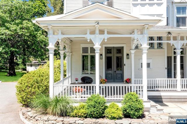 42 Llewellyn Road, Montclair, NJ 07042