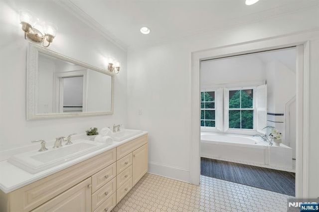 42 Llewellyn Road, Montclair, NJ 07042