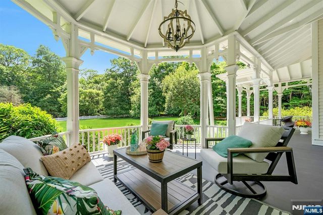 42 Llewellyn Road, Montclair, NJ 07042