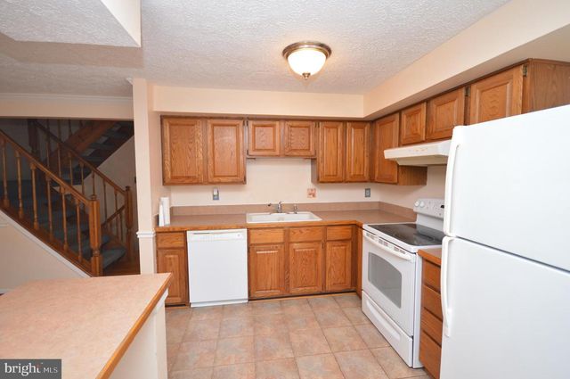 201 RIDGECREST CT, Stafford, VA 22554