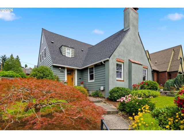 3203 Ne KLICKITAT St, Portland, OR 97212