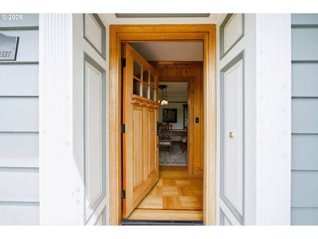 3203 Ne KLICKITAT St, Portland, OR 97212