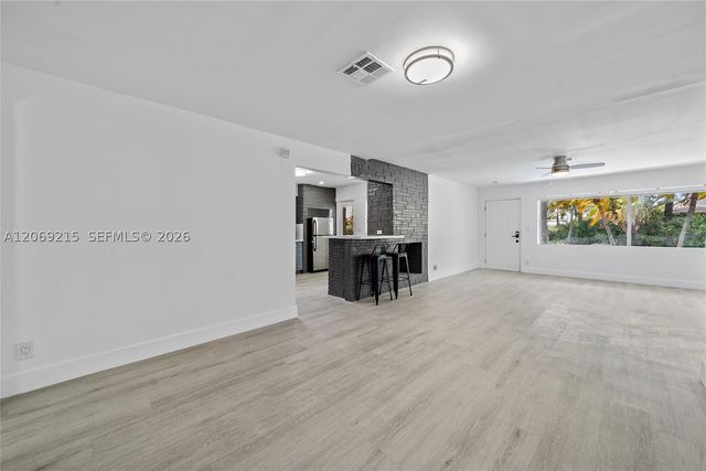 230 NE 2nd Pl, Dania Beach, FL 33004