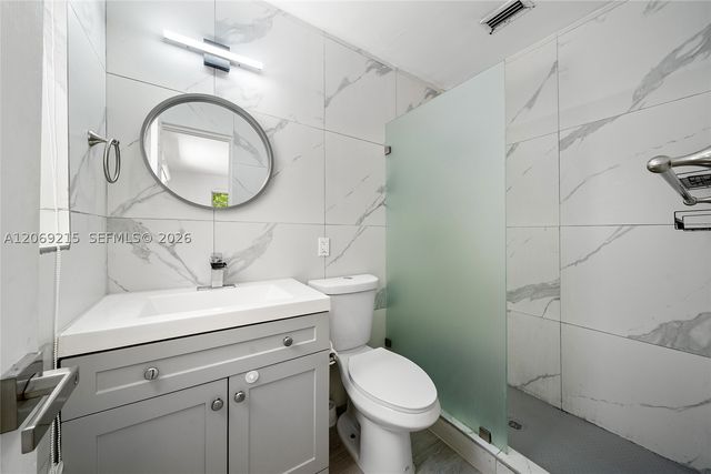 230 NE 2nd Pl, Dania Beach, FL 33004