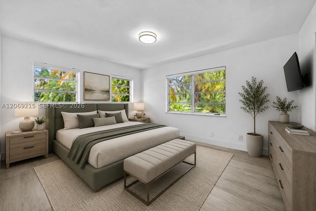 230 NE 2nd Pl, Dania Beach, FL 33004