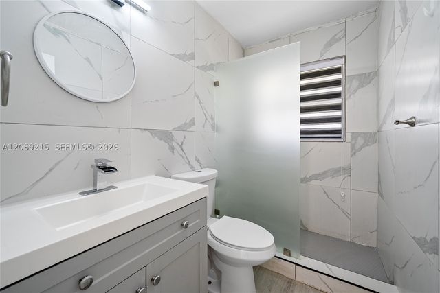 230 NE 2nd Pl, Dania Beach, FL 33004