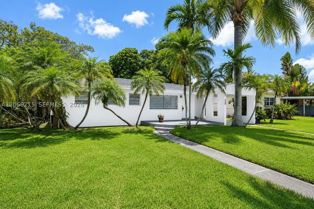 230 NE 2nd Pl, Dania Beach, FL 33004