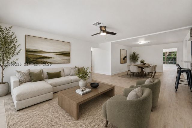 230 NE 2nd Pl, Dania Beach, FL 33004
