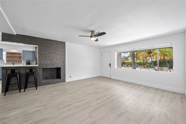 230 NE 2nd Pl, Dania Beach, FL 33004