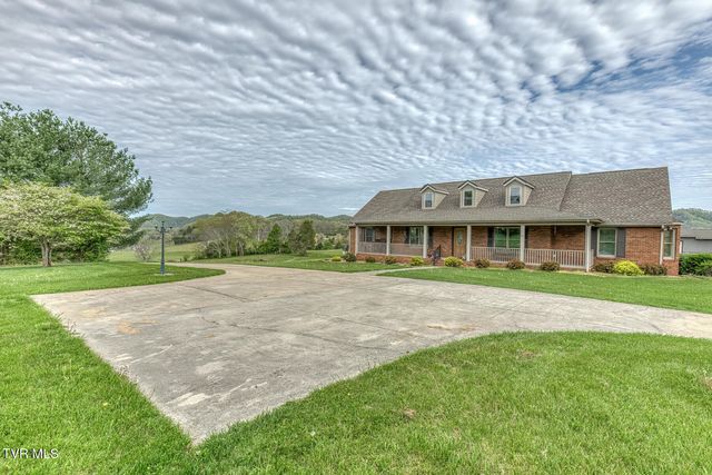 1237 White Top Road, Bluff City, TN 37618