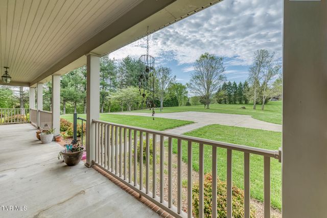 1237 White Top Road, Bluff City, TN 37618