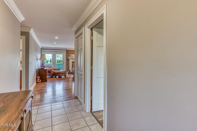 1237 White Top Road, Bluff City, TN 37618
