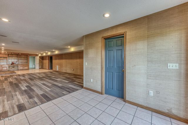 1237 White Top Road, Bluff City, TN 37618