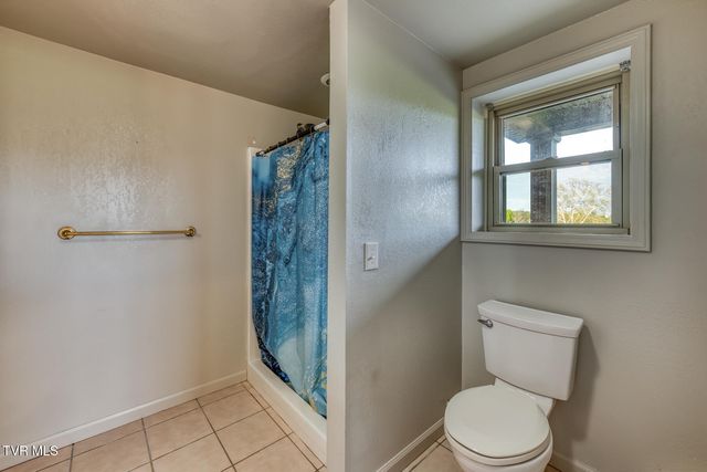 1237 White Top Road, Bluff City, TN 37618