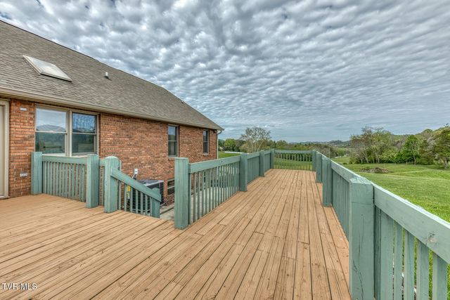 1237 White Top Road, Bluff City, TN 37618