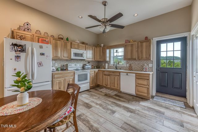 1237 White Top Road, Bluff City, TN 37618