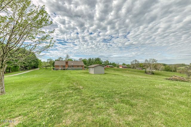 1237 White Top Road, Bluff City, TN 37618