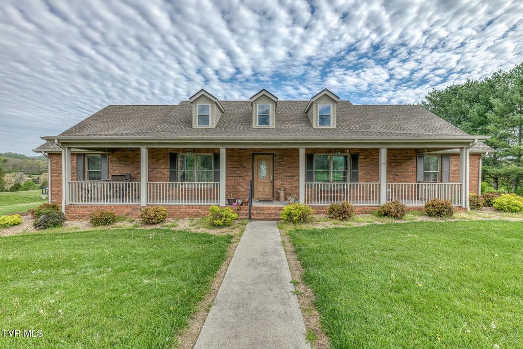 1237 White Top Road, Bluff City, TN 37618