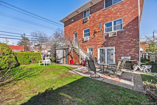 124 Scott Avenue, Yonkers, NY 10704